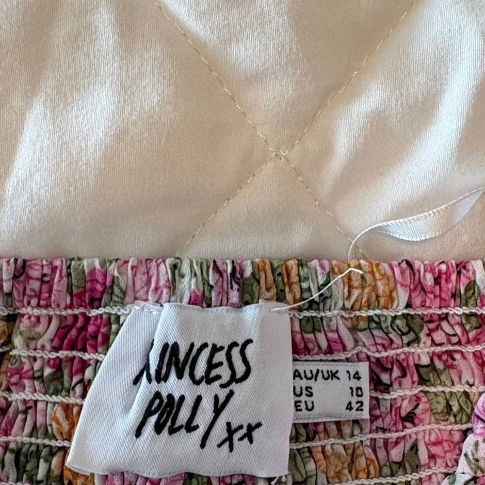 Princess Polly Emilee Top Pink Floral Cami Crop size 10 - Picture 2 of 11